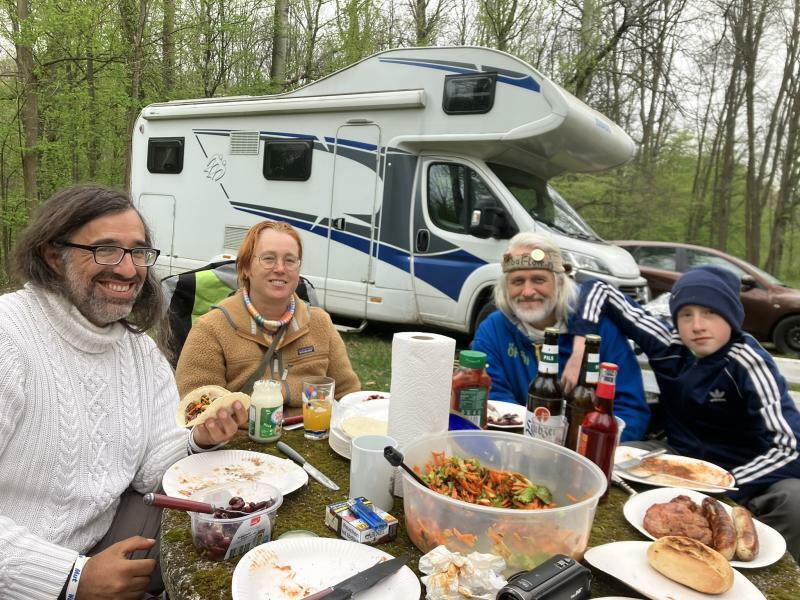 waldmensch verliebt in KI_680a14d80de9f.jpg